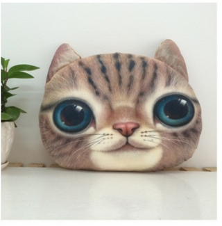 Kussen Kat. Grappige kussen in een vorm van kop van een kat. Cadeau voor kind of volwassen. Leuke kussen Kat.Stijl 2