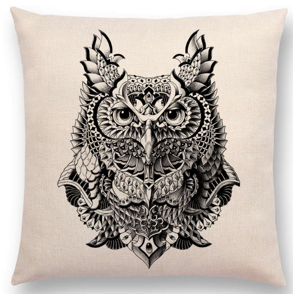 Kussenhoes Mandala Uil. Sier kussenhoes uil. Sierkussenhoes creme van stevige stof. 45x45