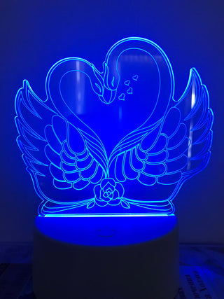 Lamp Liefde Zwanen 7-kleurig. Tafelnachtlamp, Romantische nachtlamp. Leuke cadeau lamp. Zwanen nachtlamp.