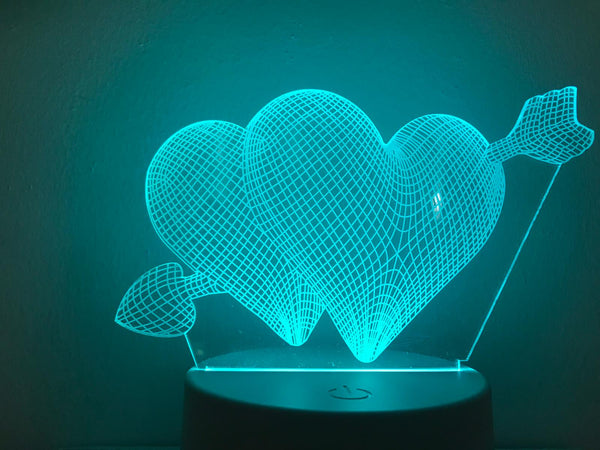 Hartjes nachtlamp. Liefde lamp. Lamp Hartjes met pijl. Romantische nachtlamp, 7-kleurig
